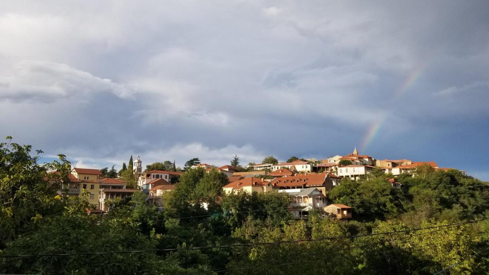 Guest House Vista Sighnaghi Bagian luar foto
