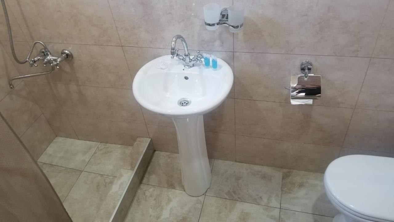 Guest House Vista Sighnaghi Bagian luar foto