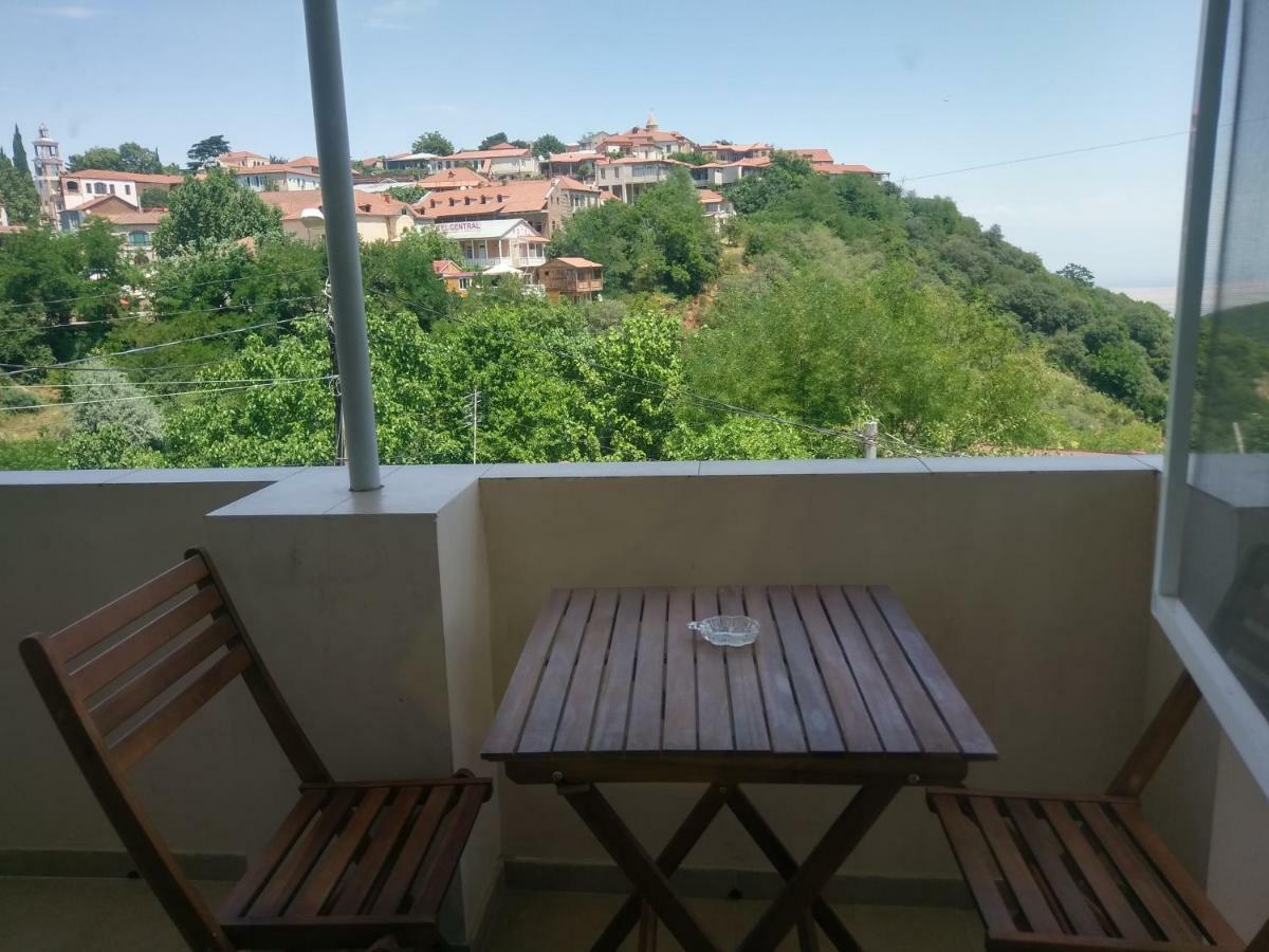 Guest House Vista Sighnaghi Bagian luar foto